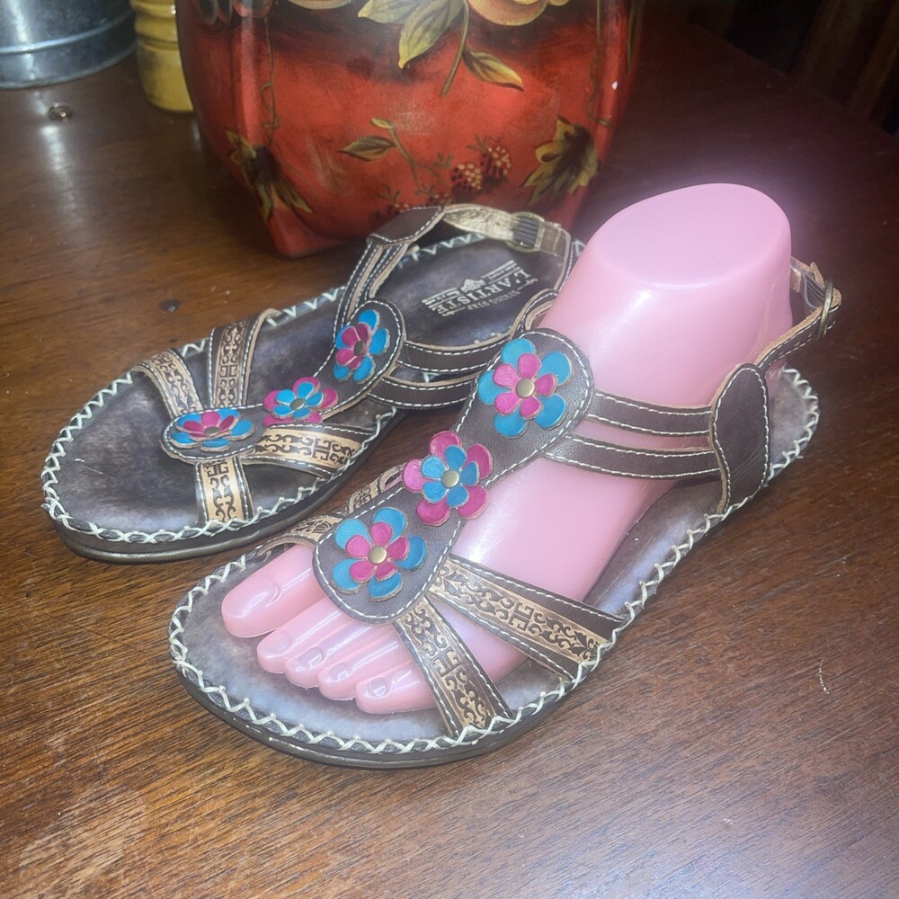 L’Artiste, Spring Step Floral Women’s Wedge Sandals Estimated Size 7.5M